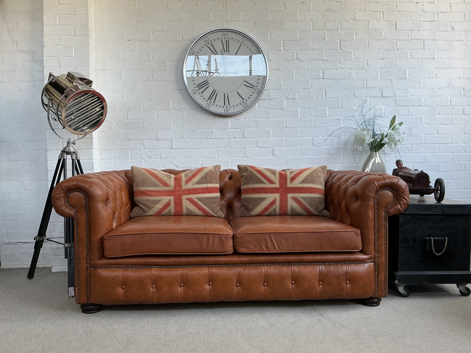 Premium 3 Seater Chesterfield Sofa.